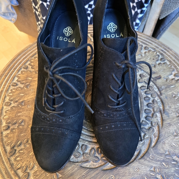 Isola Black Suede Booties, EUC (see pics for QC), Size 8.5, 4" Heel - Picture 5 of 8